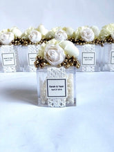 Load image into Gallery viewer, 24pcs lot Wedding favor custom logo unique diy bead flower Square personalized candy box gifts boxes for guest