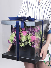 Load image into Gallery viewer, 2PCS 30X30X30.5CM Square pvc transparent flower flower arrangement gift box holding large perspective  flowers gift box