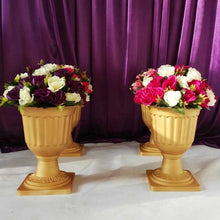Load image into Gallery viewer, 4Pcs/lot Gold Roman Columns Plastic Pillars Road Cited Wedding Props Event Decoration Supplies free shipping